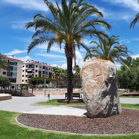 Homeholidaysrentals Pineda Vi *